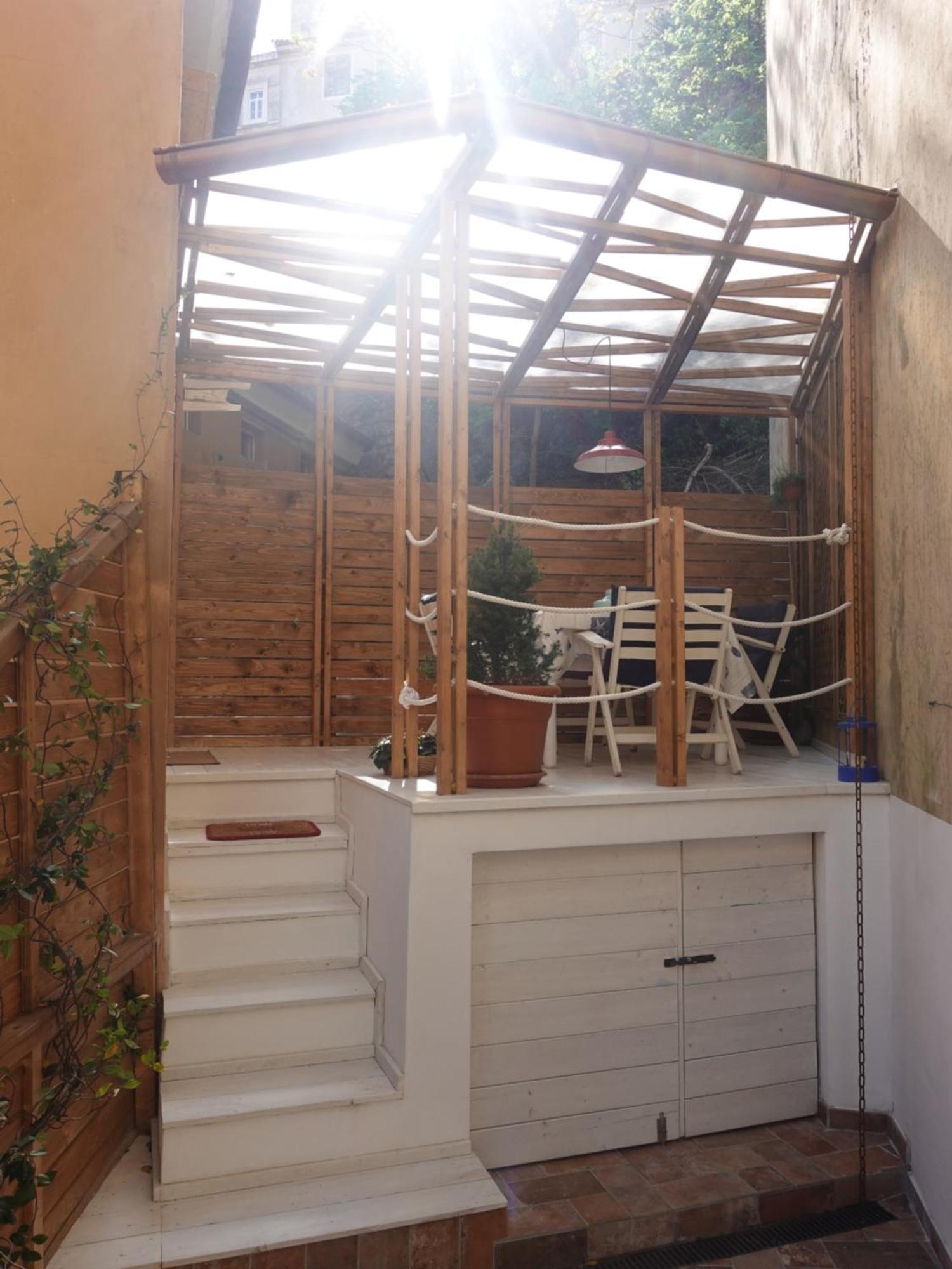 Cavana Cosy Apartment With Garden Near The Sea ترييستي المظهر الخارجي الصورة